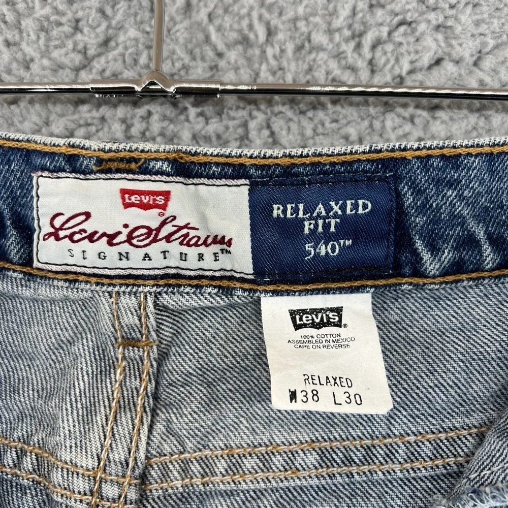 Levi's Men's Vintage 540 Relaxed Fit Blue Jeans Size 38x30 (37x30 Act) Brown Tab
